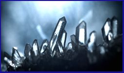 Kristalle Hoehle, © robertpinna - fotolia.com